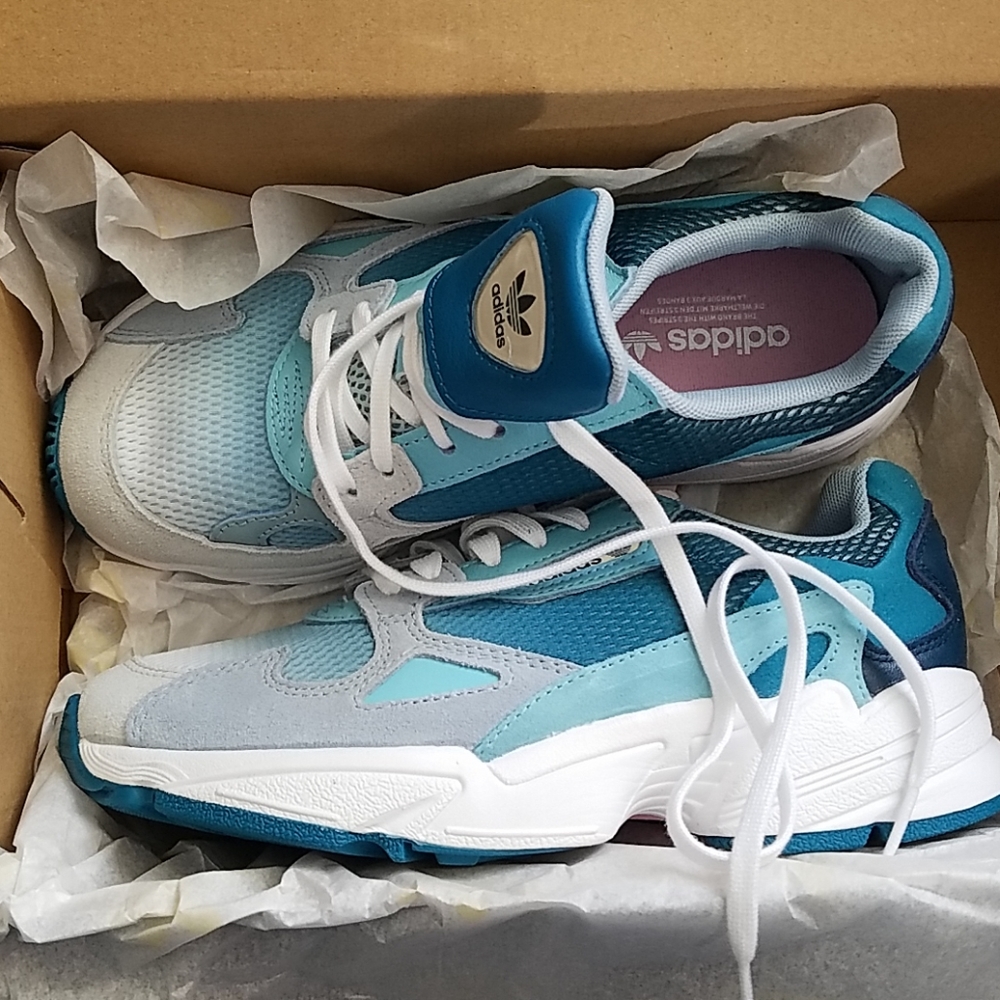 Adidas Women's Original Falcon WBlue Aqua Grey S 6